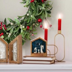 Angels in Stable Nativity