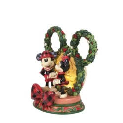 Jim Shore Magical Winter Moments Mickey Minnie Diorama